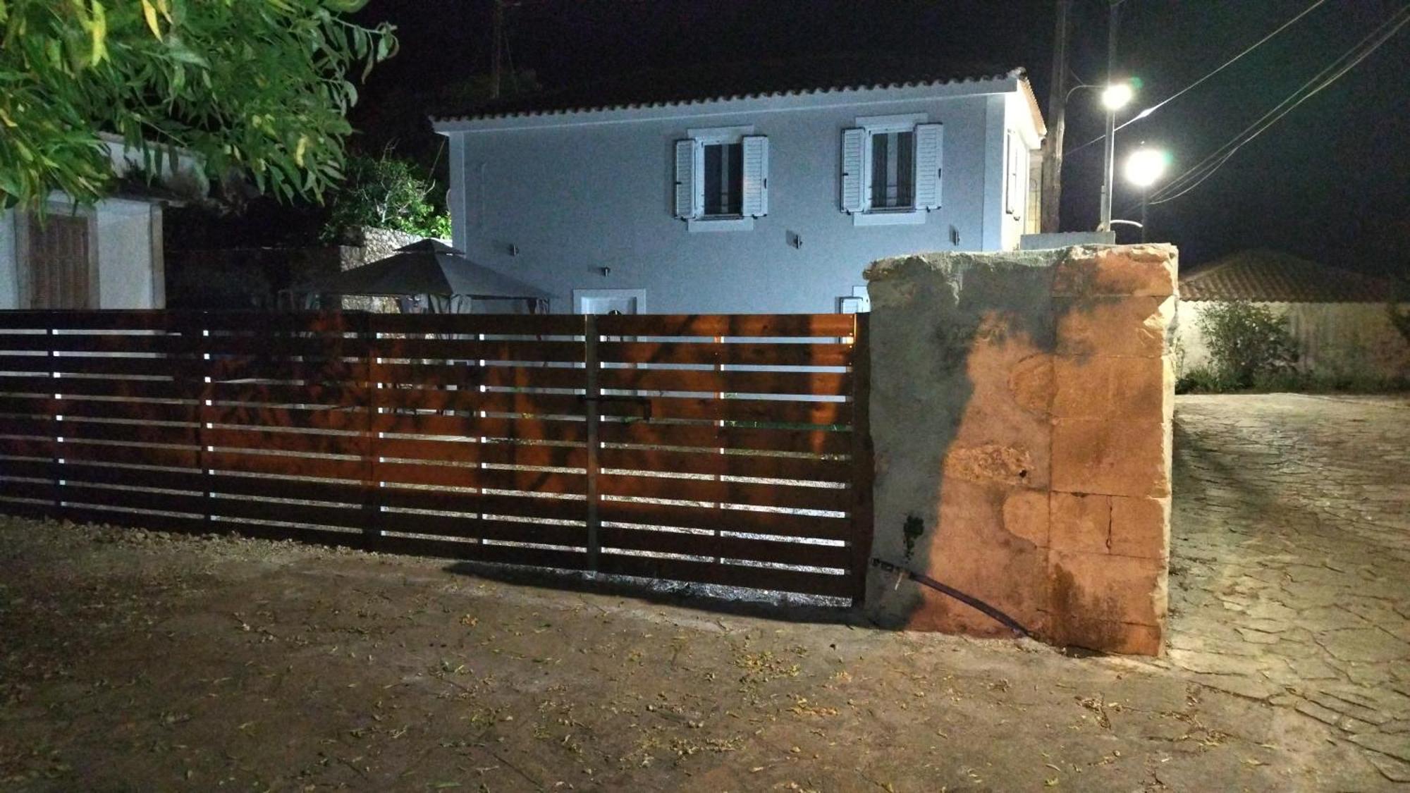 Vikou House Villa Gyri Exterior photo