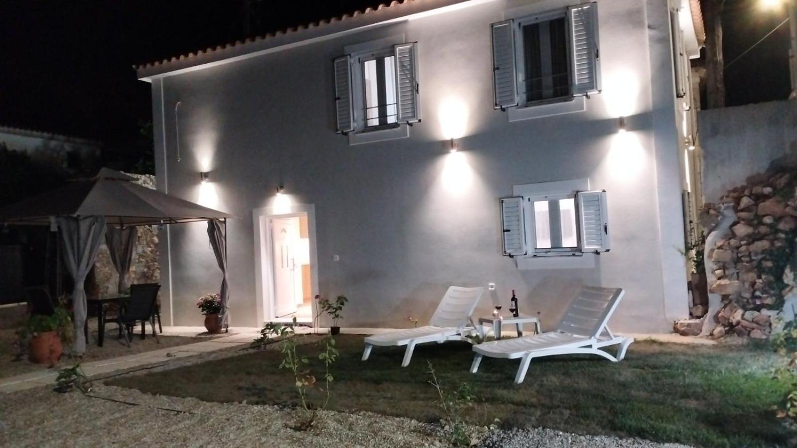 Vikou House Villa Gyri Exterior photo